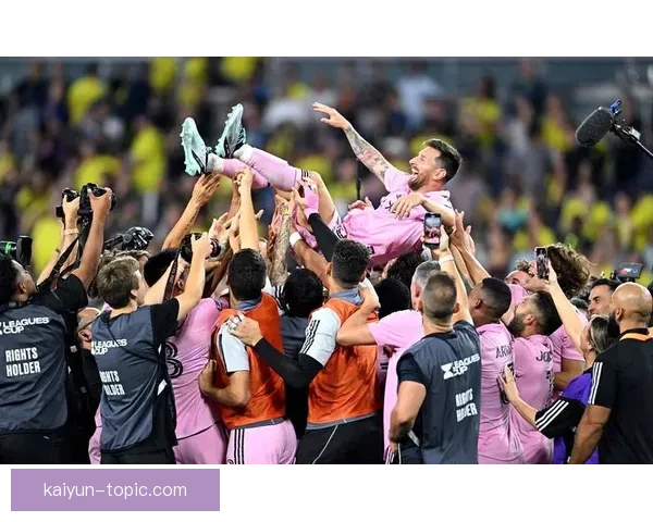 梅西加盟迈阿密国际后首度亮相赛场 带领球队迎来胜利首秀